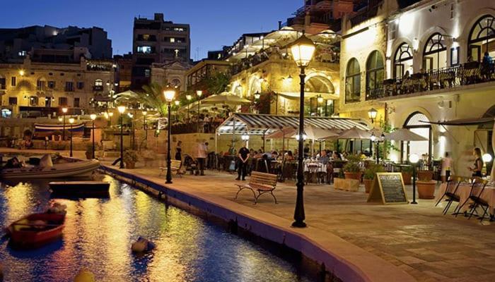 St Julians Sliema 3 Minutes Walk From Promenade 3 Bedroom Apartment Zewnętrze zdjęcie
